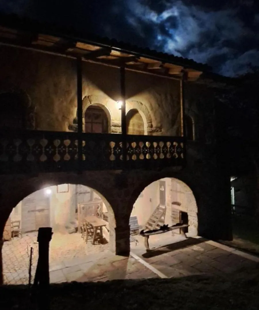 Dossena Dimora Storica Al Lac Conte Tomaselli Villa Madonna della Costa Lodge